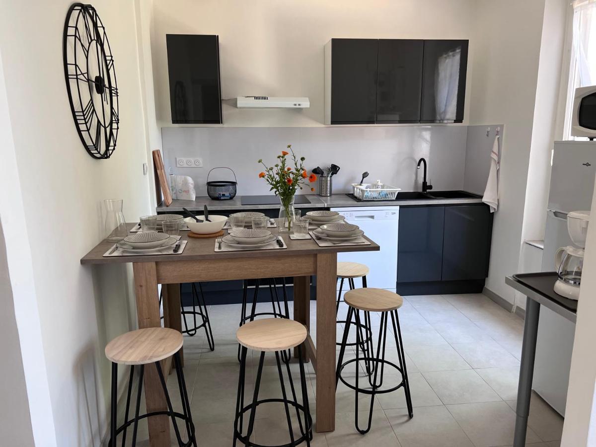 Charmante Maison Climatisee Avec Piscine Au Calme A Ferienhaus